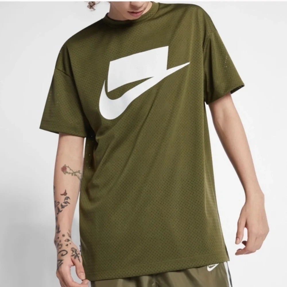 Nike Sportswear Blockout Logo Mesh Green jersey short sleeve T-shirt medium new